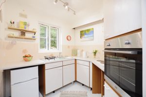 KITCHEN- click for photo gallery